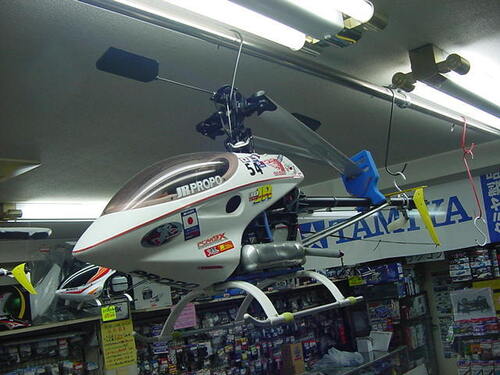 ラジコンヘリコプター