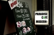 PARADISE CAFE MODERN