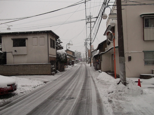 大雪警報発令中