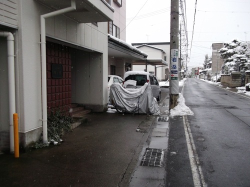 今日も一日雪